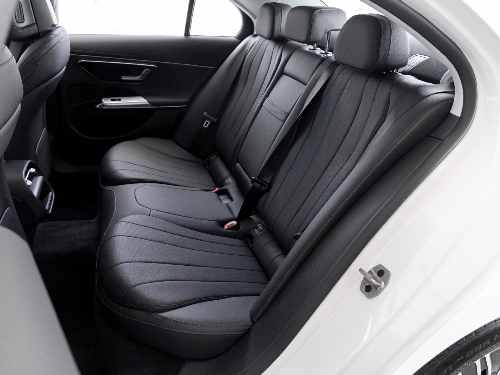 Certified 2026 Mercedes-Benz E 350 4MATIC Sedan image 21
