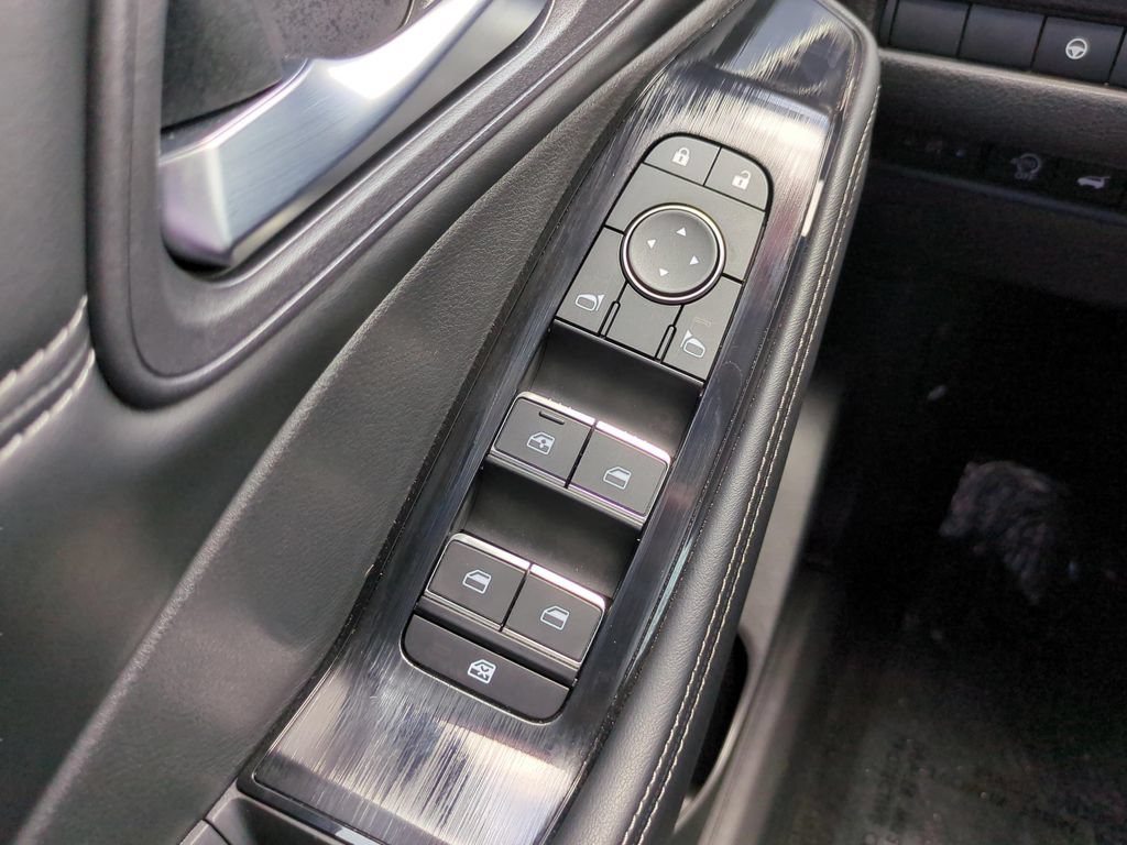 Certified 2024 Nissan Rogue SL FWD image 18