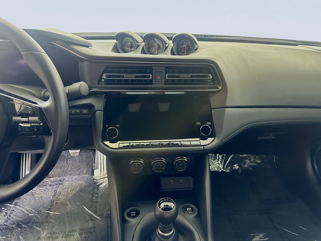 Used 2024 Nissan Z Performance w/ Floor Mat Package image 15
