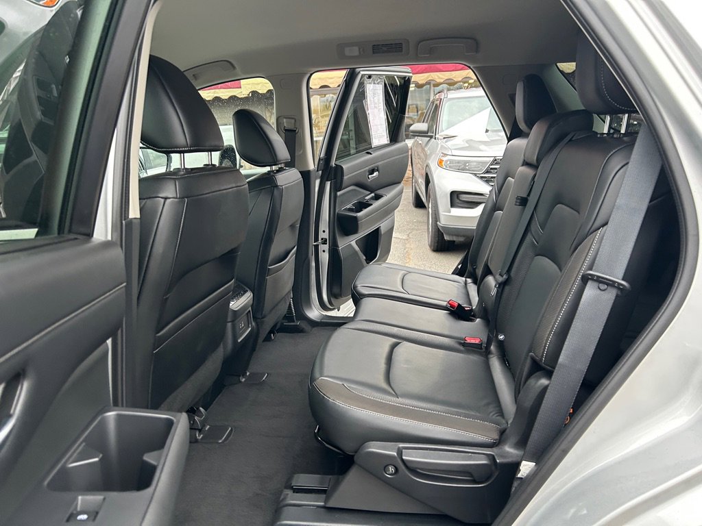 Used 2022 Nissan Pathfinder SL image 22