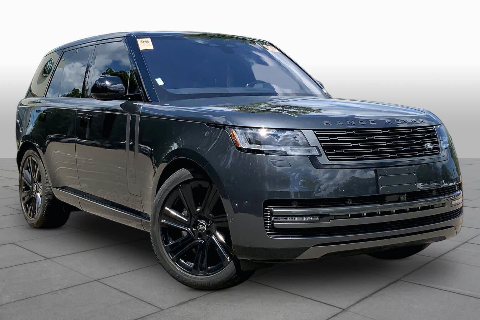 Used 2023 Land Rover Range Rover SE AWD/4WD image 3