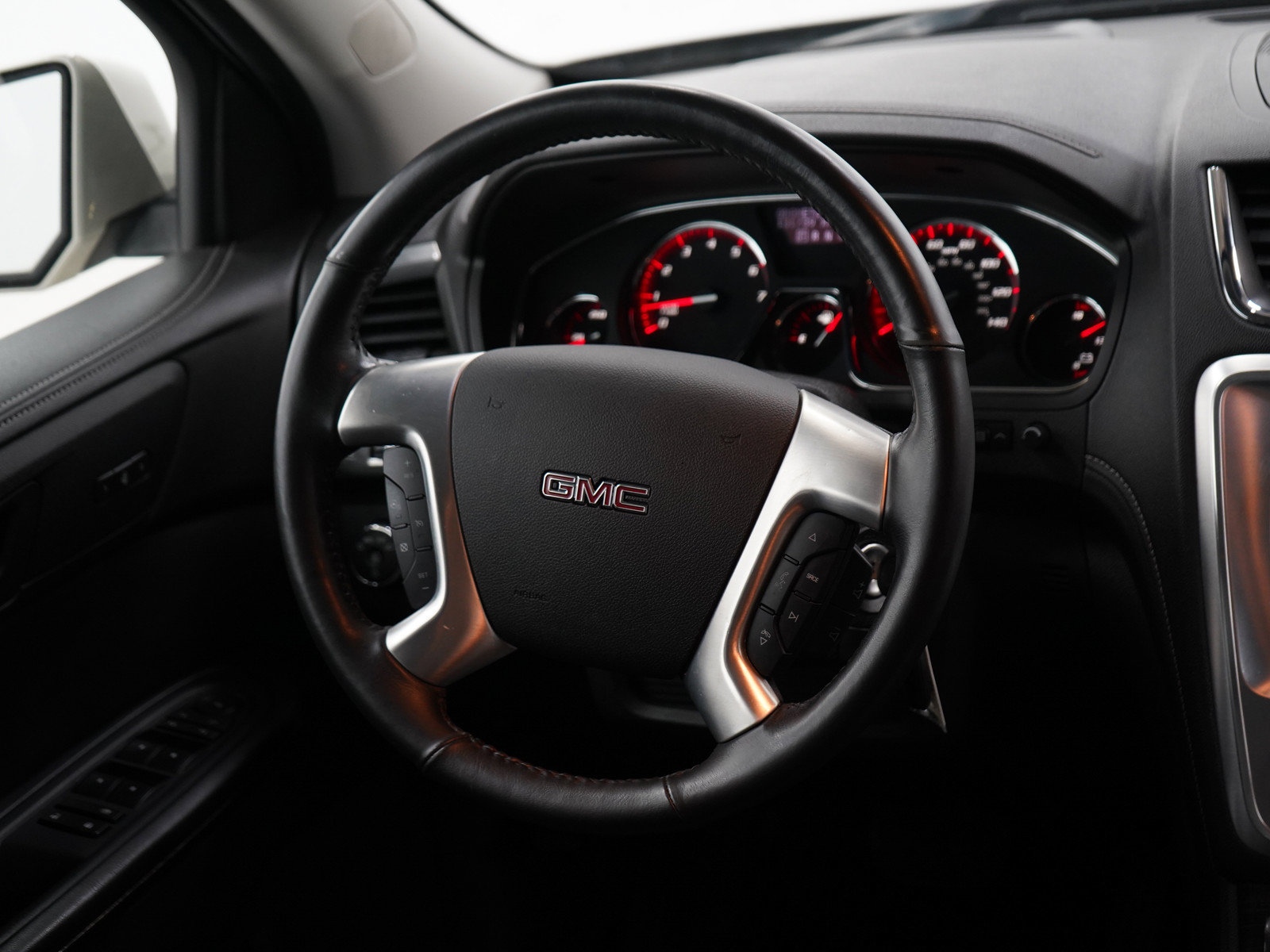 Used 2017 GMC Acadia Limited SLT AWD/4WD image 15