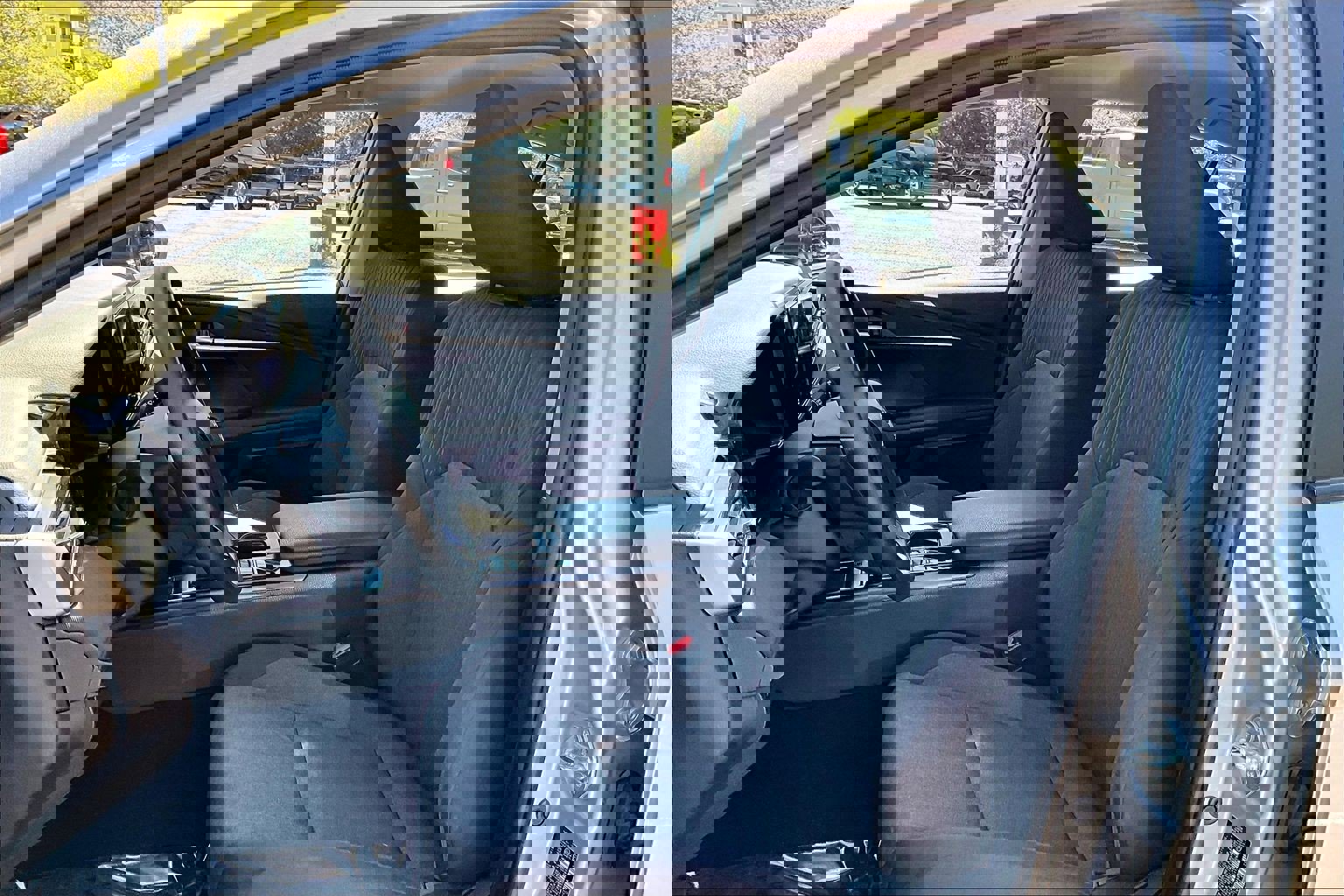 Used 2025 Toyota Camry LE FWD image 23