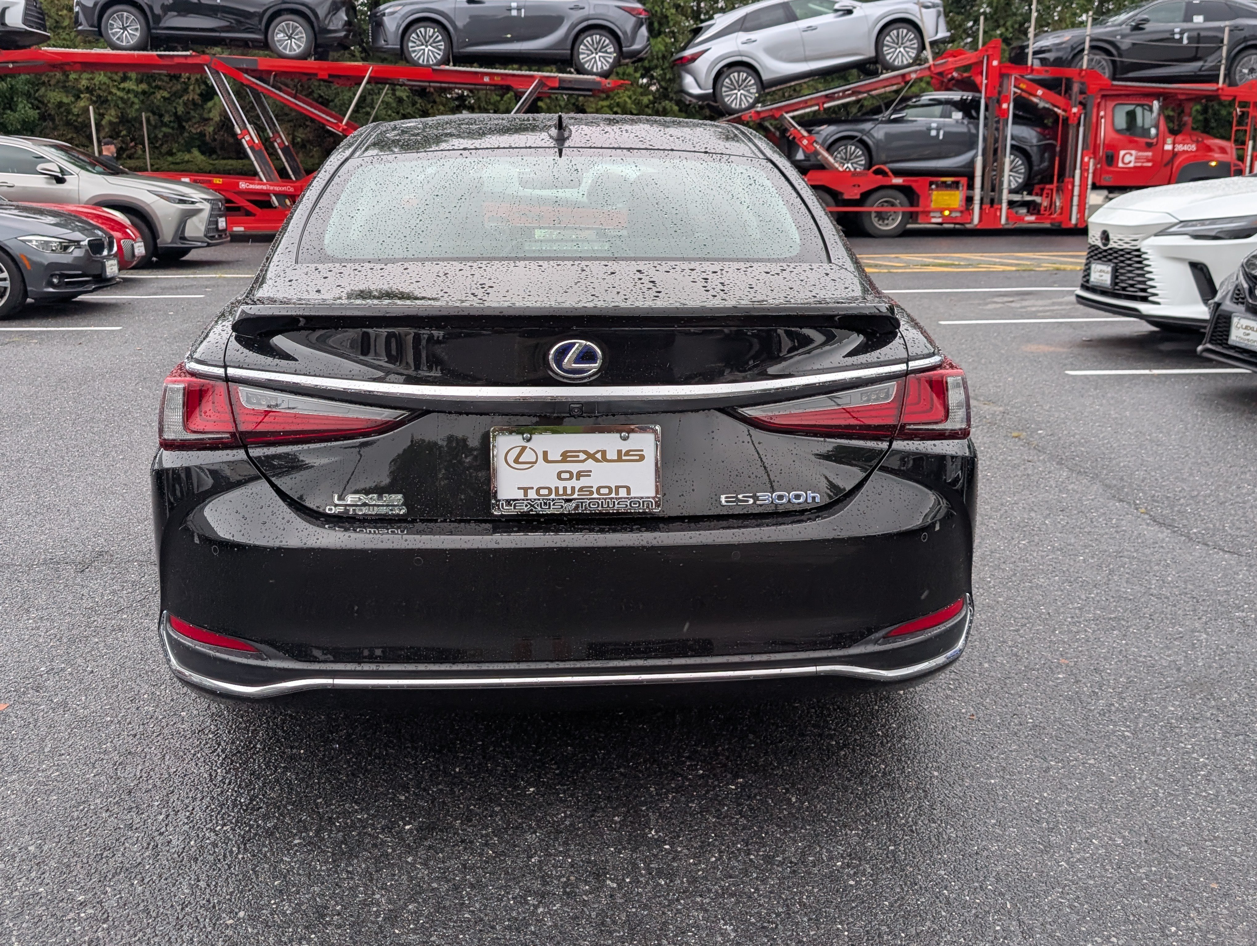 Certified 2021 Lexus ES 300h w/ Accessory Package FWD image 4