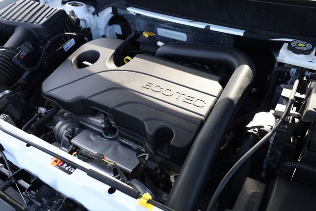 Used 2024 GMC Terrain SLE image 9