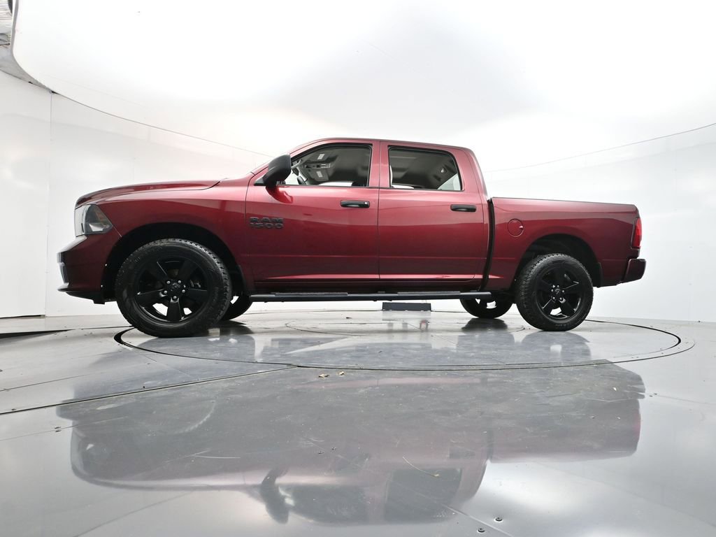 Used 2018 RAM 1500 Express w/ Express Value Package AWD/4WD image 30