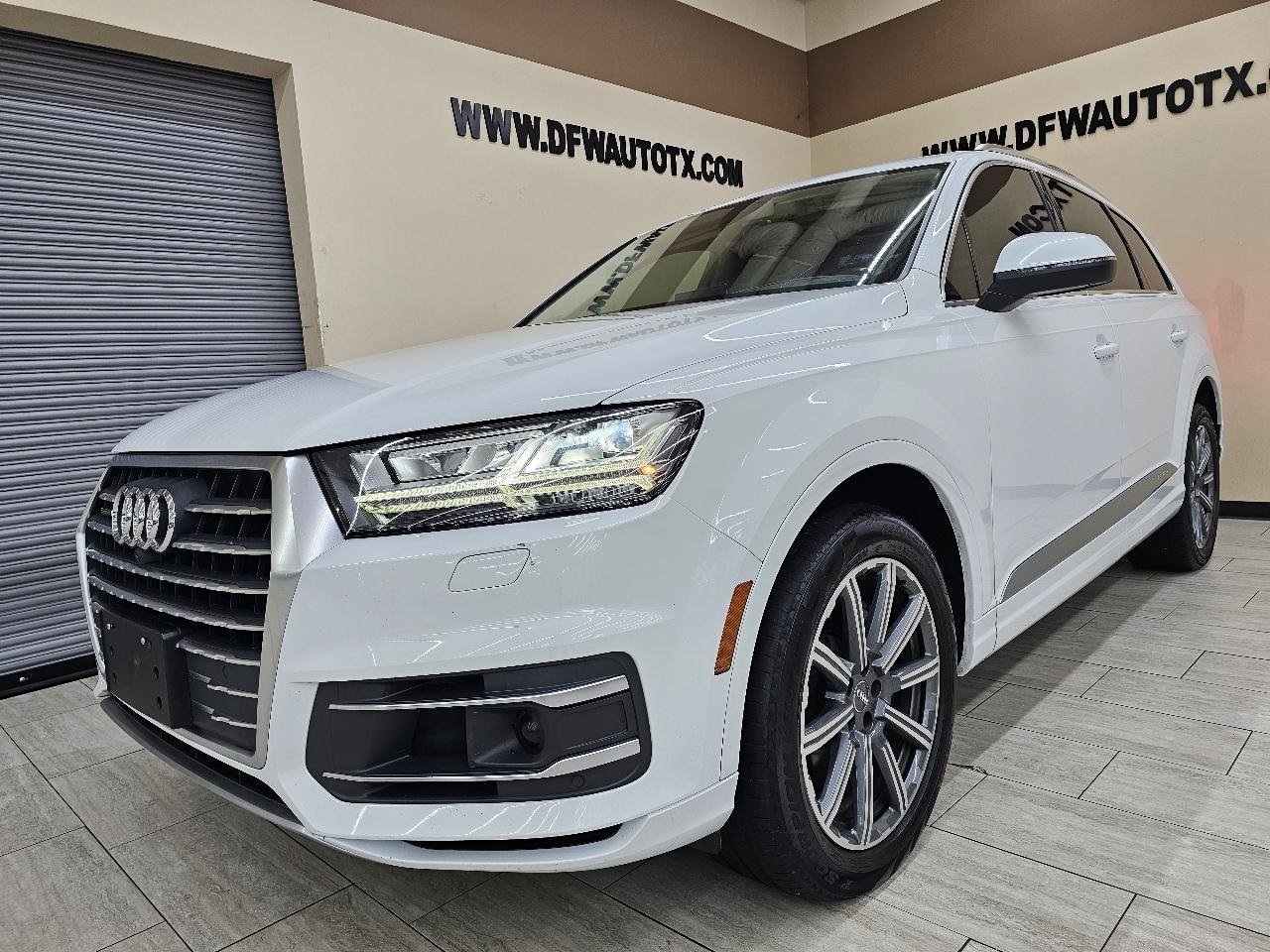 Used 2018 Audi Q7 3.0T Prestige AWD/4WD image 2