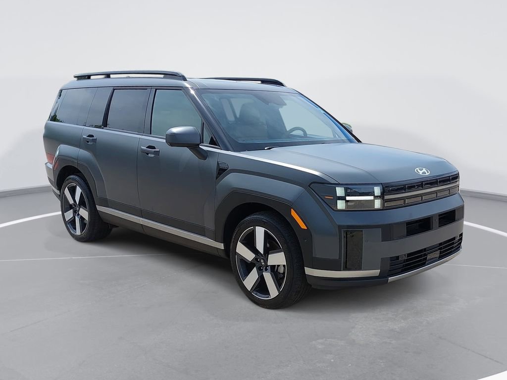 Used 2025 Hyundai Santa Fe Limited AWD/4WD image 3