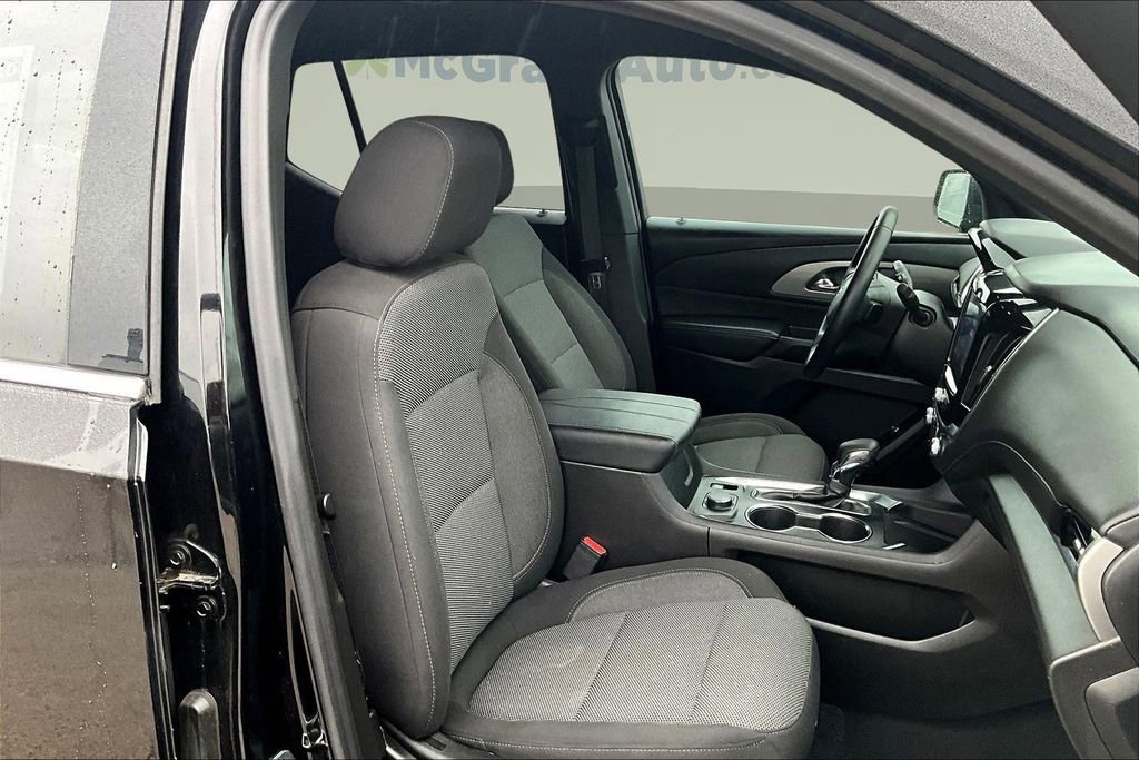 Certified 2023 Chevrolet Traverse LT w/ LPO, Floor Liner Package AWD/4WD image 27