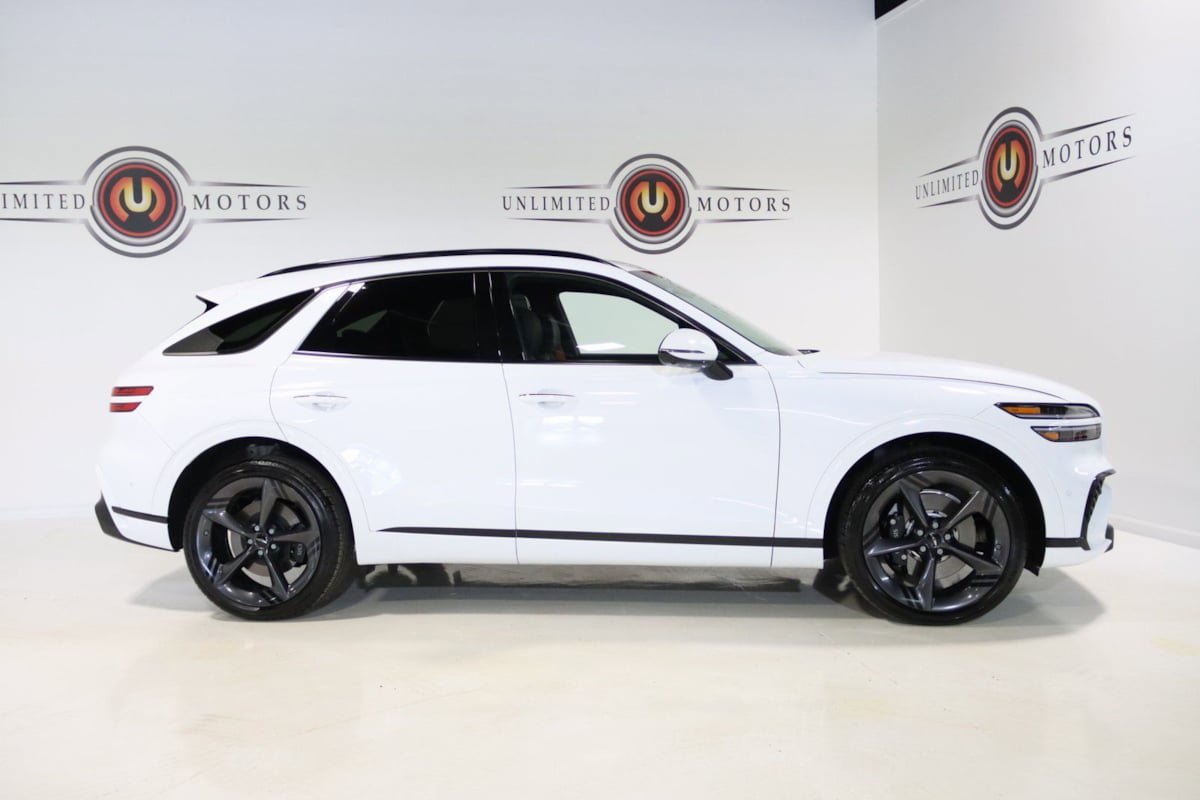 Used 2026 Genesis GV70 3.5T Sport Prestige image 43