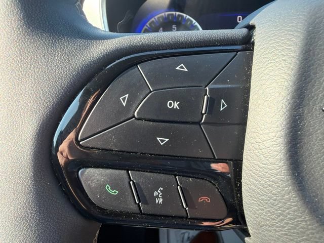Used 2025 Chrysler Pacifica Limited FWD image 50