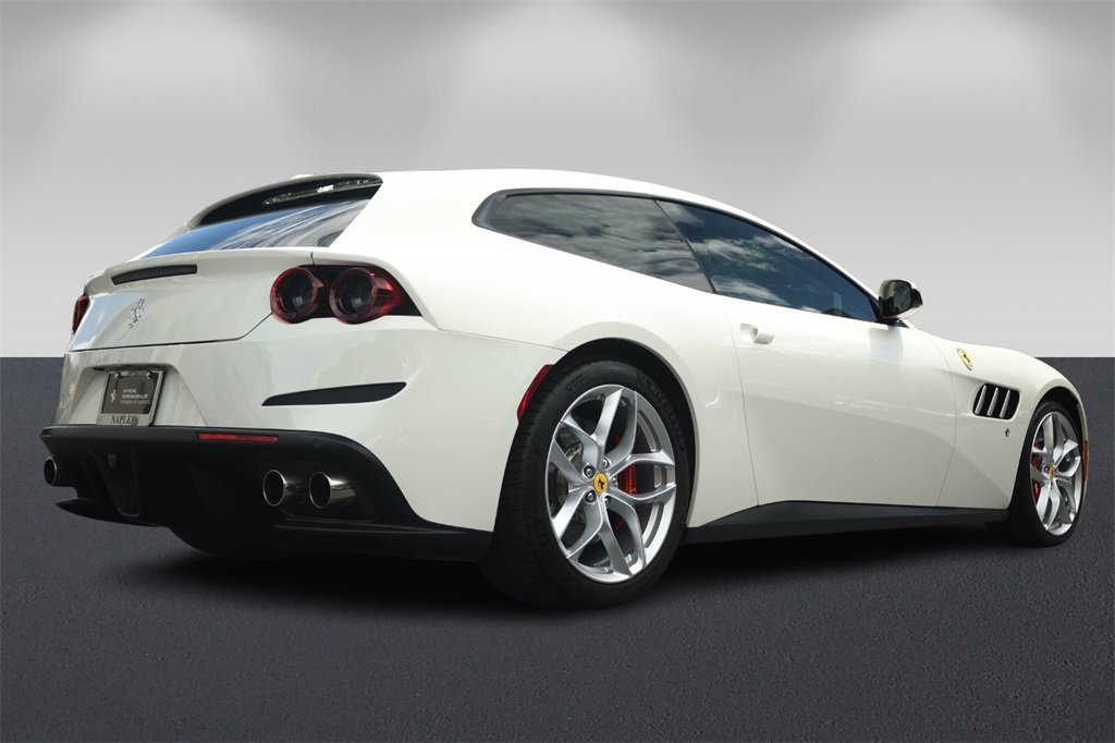 Certified 2018 Ferrari GTC4Lusso T image 3