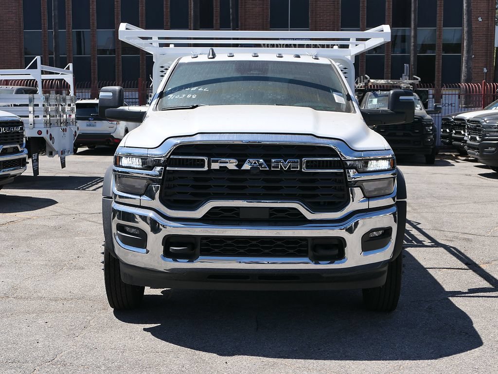 New 2026 RAM 5500 Tradesman w/ Chrome Appearance Group AWD/4WD image 9
