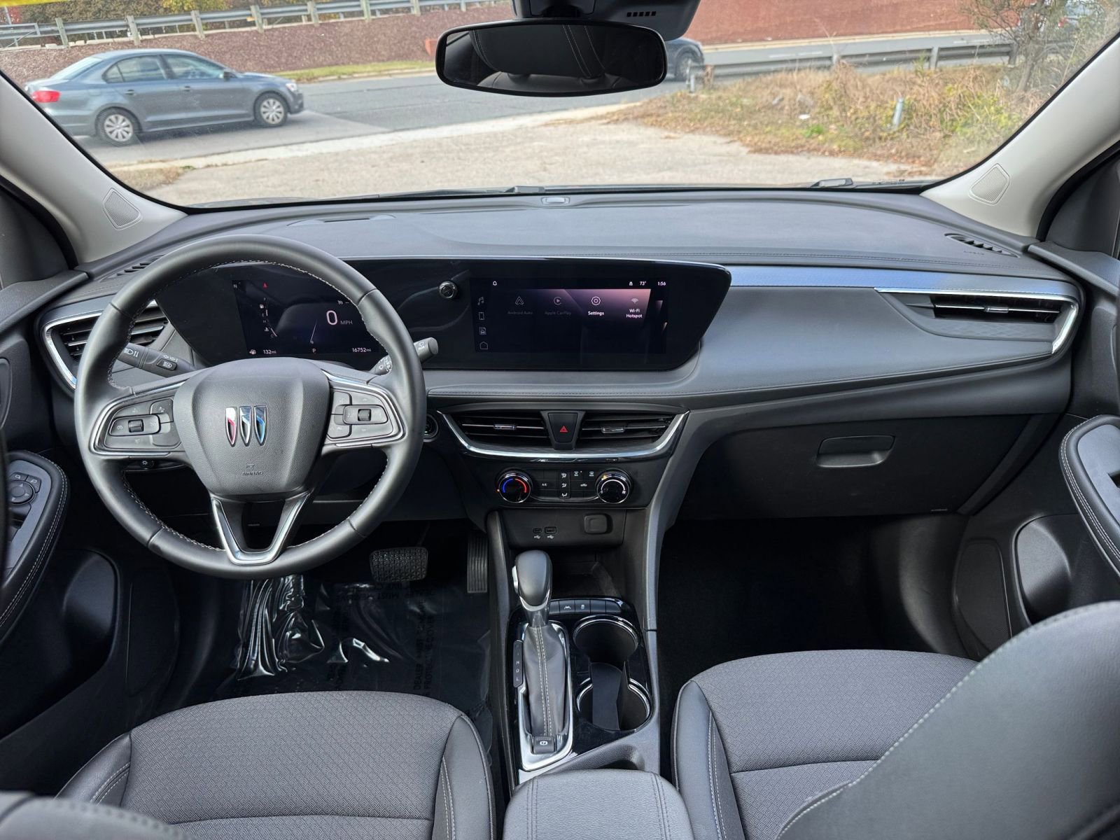 Used 2025 Buick Encore GX Preferred image 28