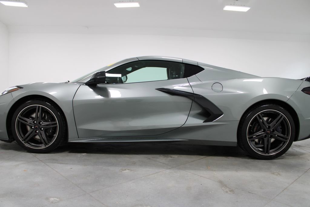 Used 2024 Chevrolet Corvette Stingray Coupe w/ Z51 Performance Package image 6