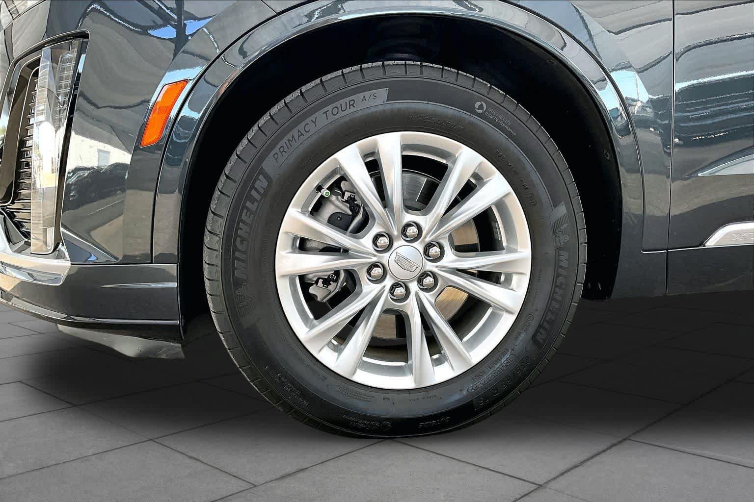 Used 2023 Cadillac XT6 Luxury FWD image 11