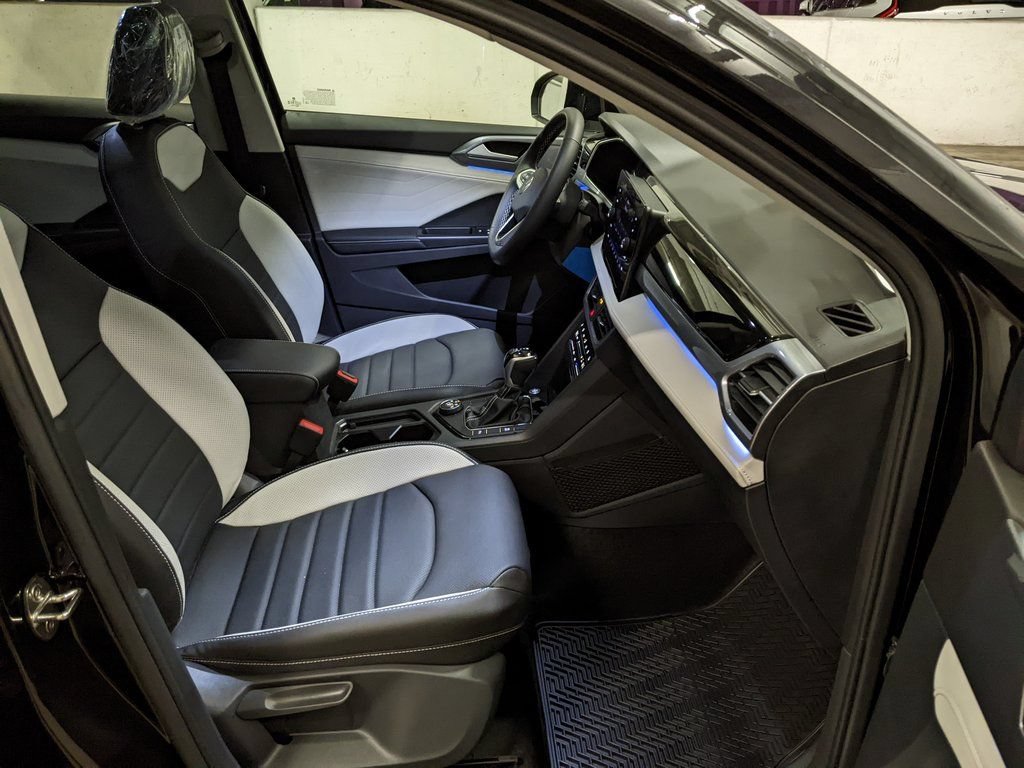 New 2026 Volkswagen Taos SEL AWD/4WD image 22