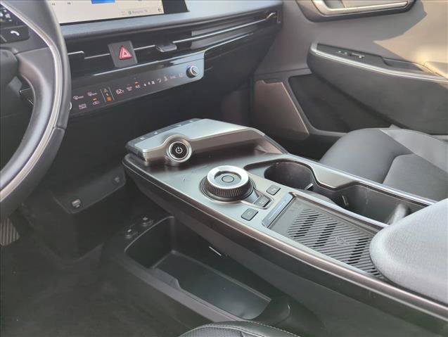 Used 2023 Kia EV6 Wind RWD image 16