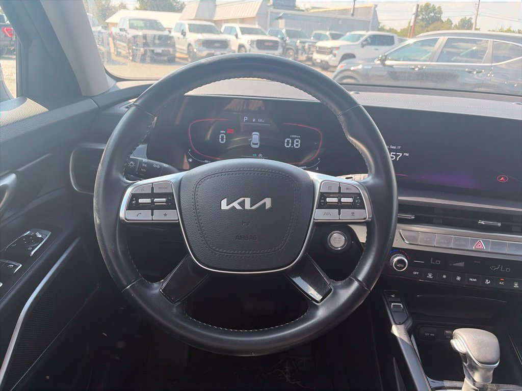 Used 2025 Kia Telluride S AWD/4WD image 15