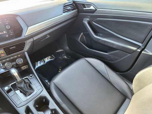 Used 2019 Volkswagen Jetta SEL image 15