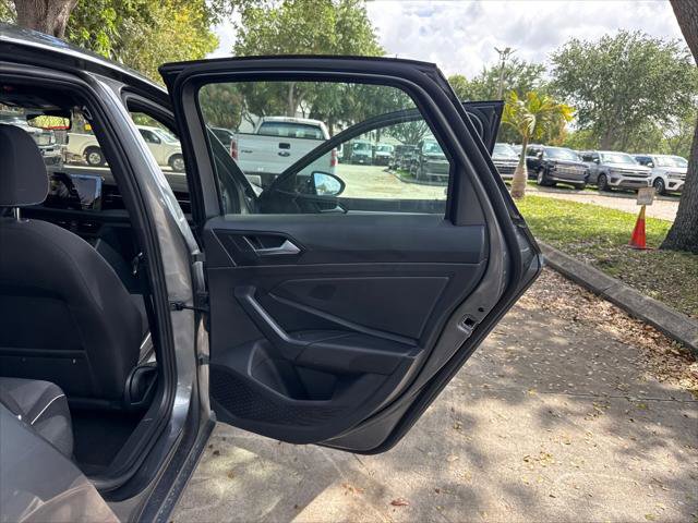 Used 2025 Volkswagen Jetta Sport image 18