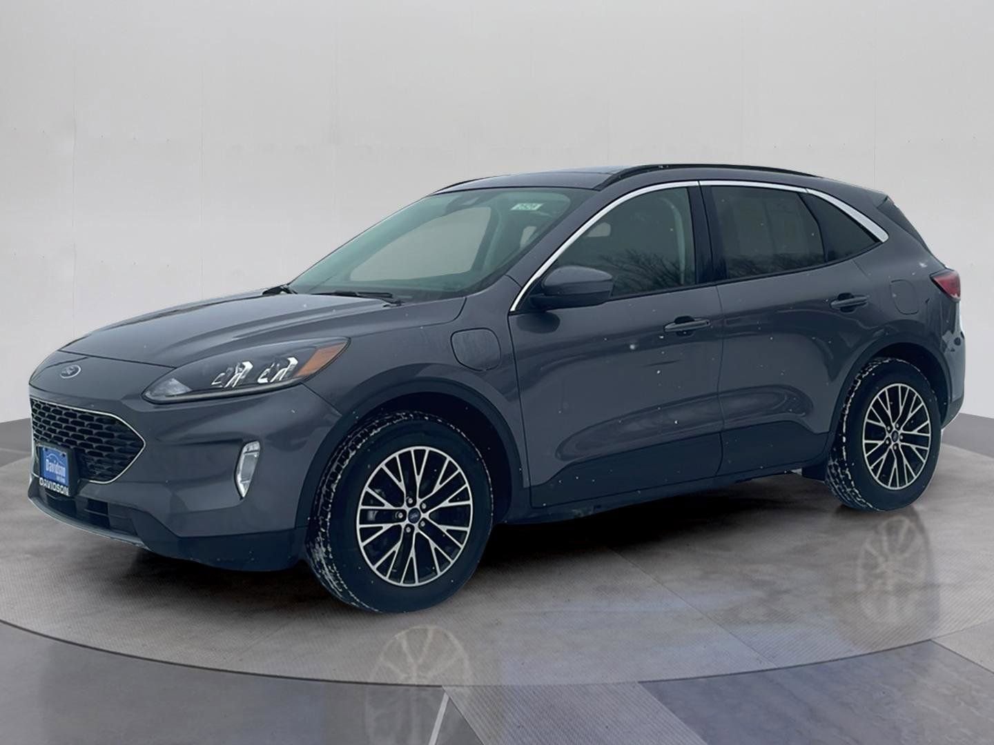 Used 2022 Ford Escape SEL w/ Technology Package image 1