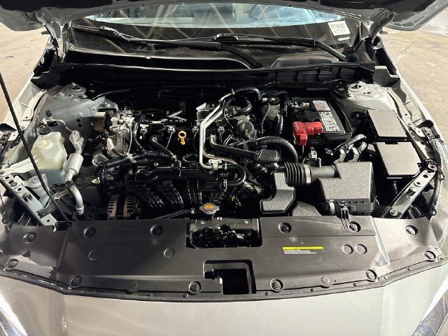 Used 2024 Nissan Altima 2.5 SV FWD image 27
