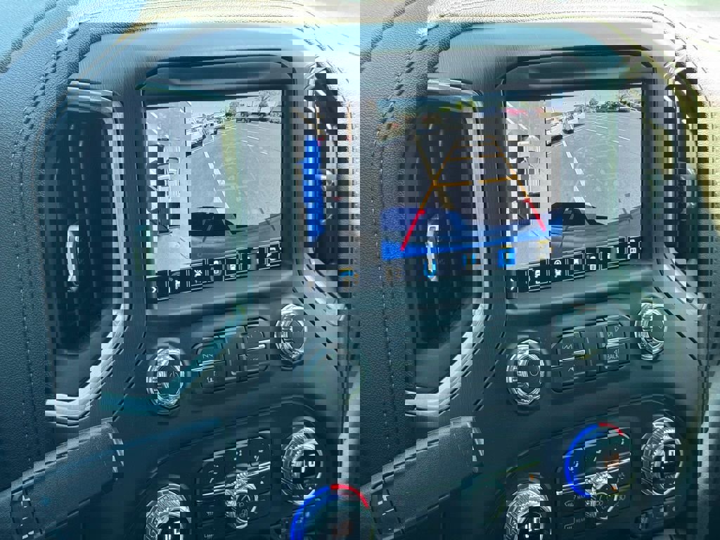 Used 2021 GMC Sierra 1500 AT4 w/ AT4 Value Package image 36