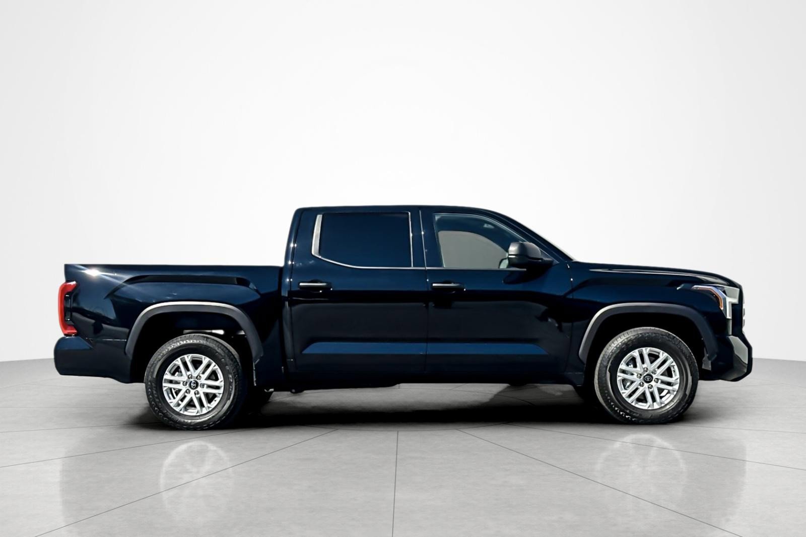 Certified 2025 Toyota Tundra SR5 image 6