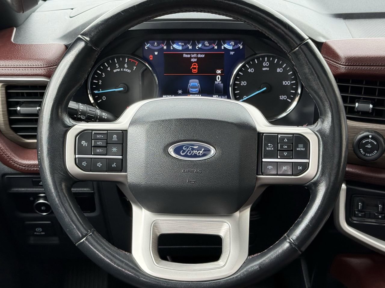 Used 2023 Ford Expedition Max Limited image 14