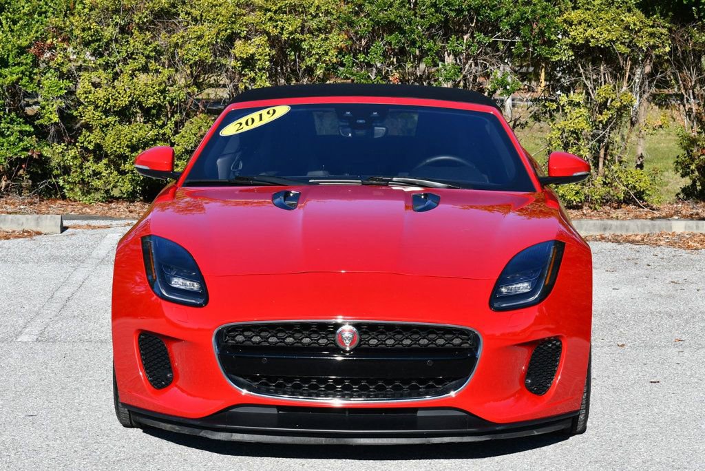 Used 2019 Jaguar F-TYPE Convertible image 44
