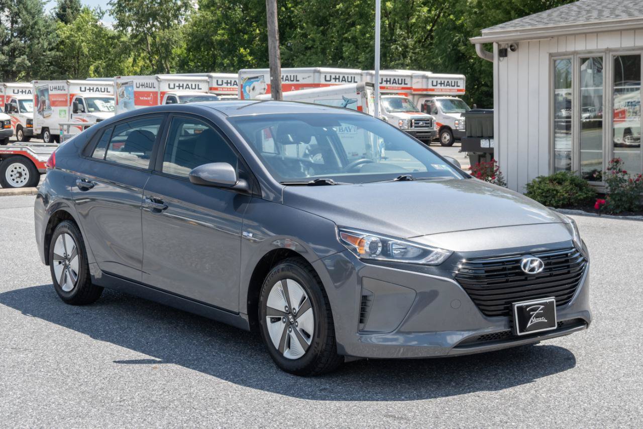 Used 2018 Hyundai Ioniq Blue FWD image 4