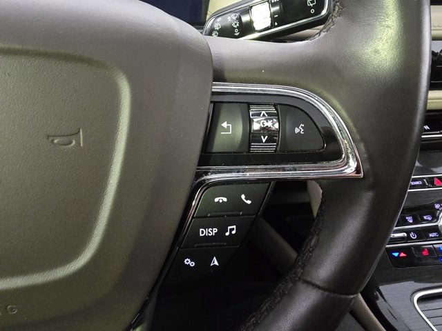 Used 2023 Lincoln Nautilus Reserve image 20