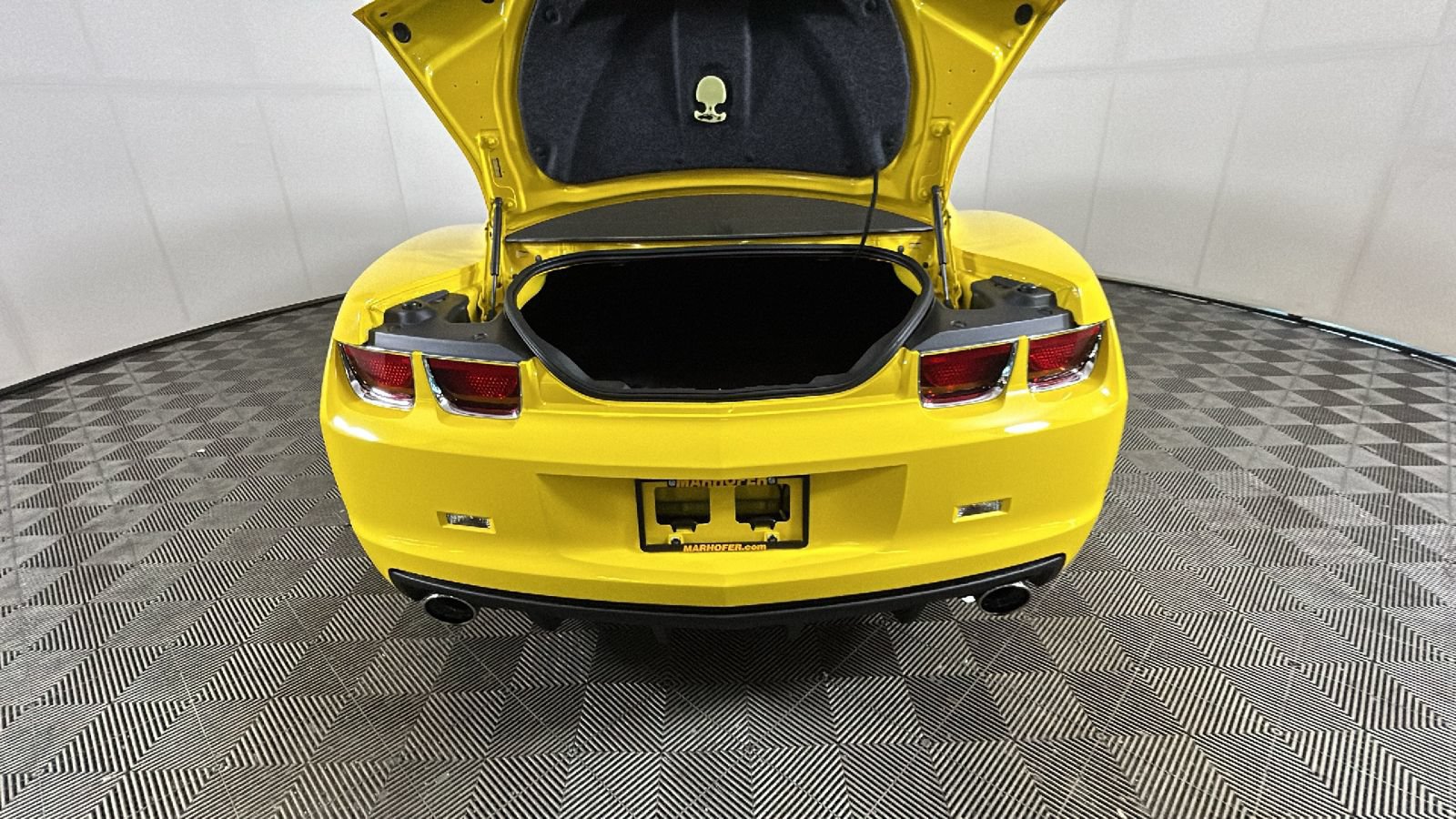 Used 2010 Chevrolet Camaro SS RWD image 27