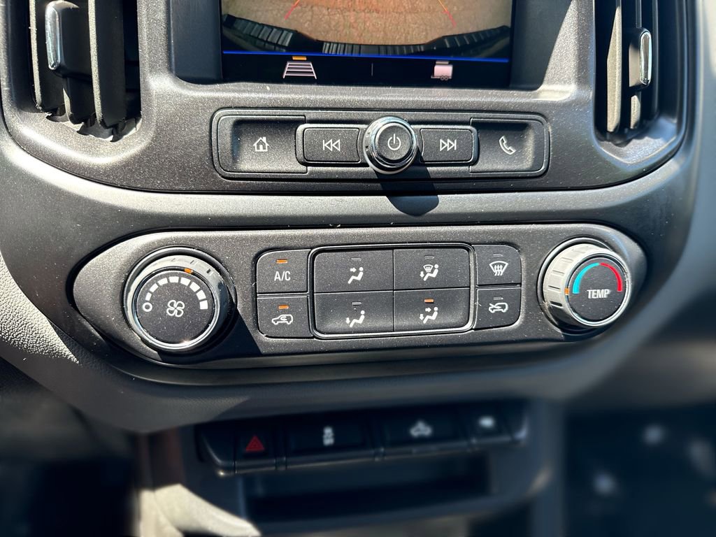 Used 2022 Chevrolet Colorado W/T w/ WT Convenience Package AWD/4WD image 16