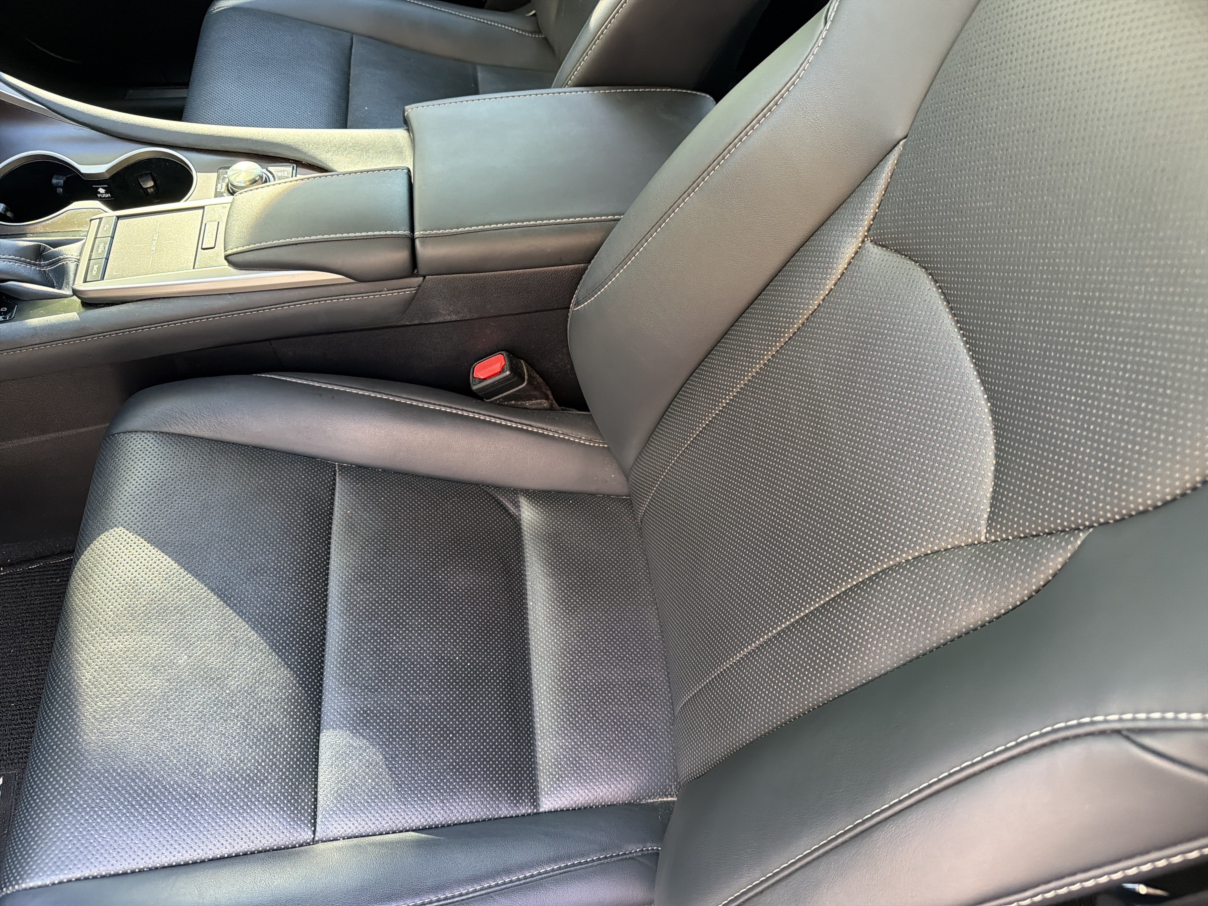 Used 2021 Lexus RX 350 FWD w/ Premium Package image 16