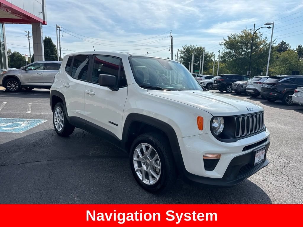 Used 2023 Jeep Renegade Latitude AWD/4WD image 9