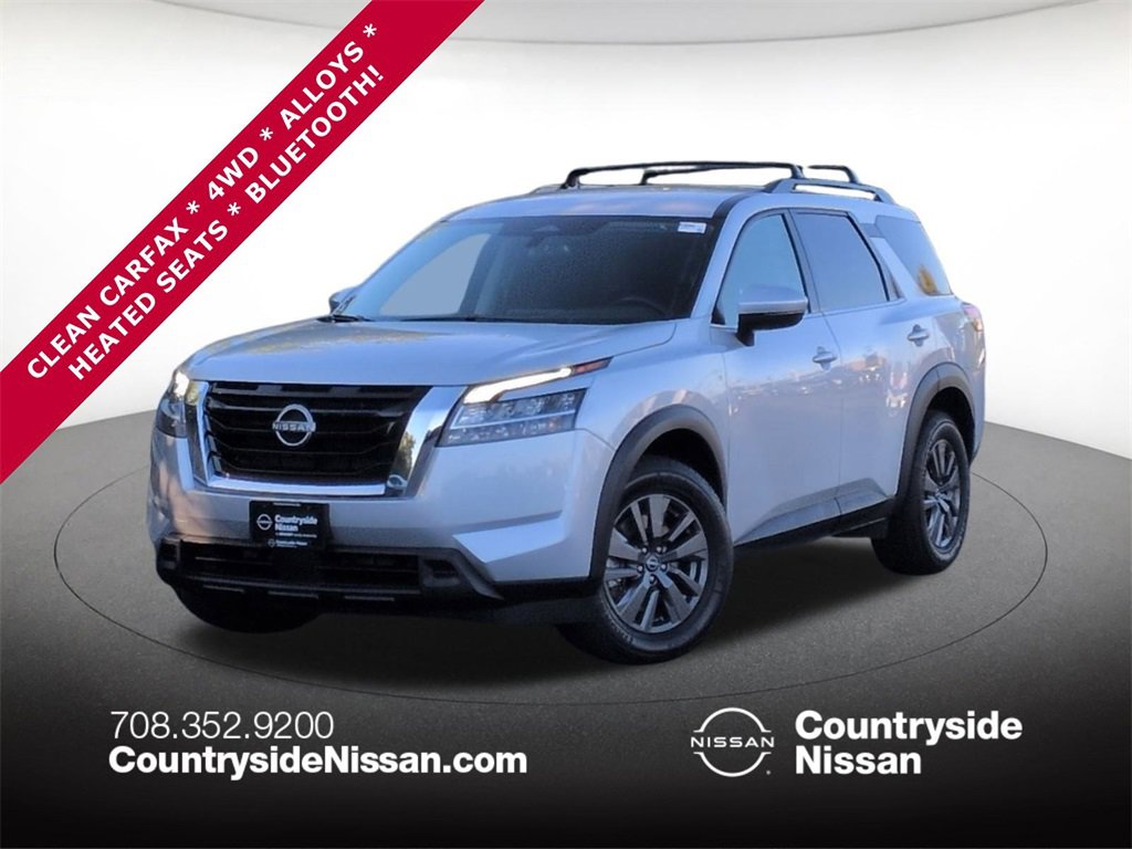 Used 2022 Nissan Pathfinder SV image 1