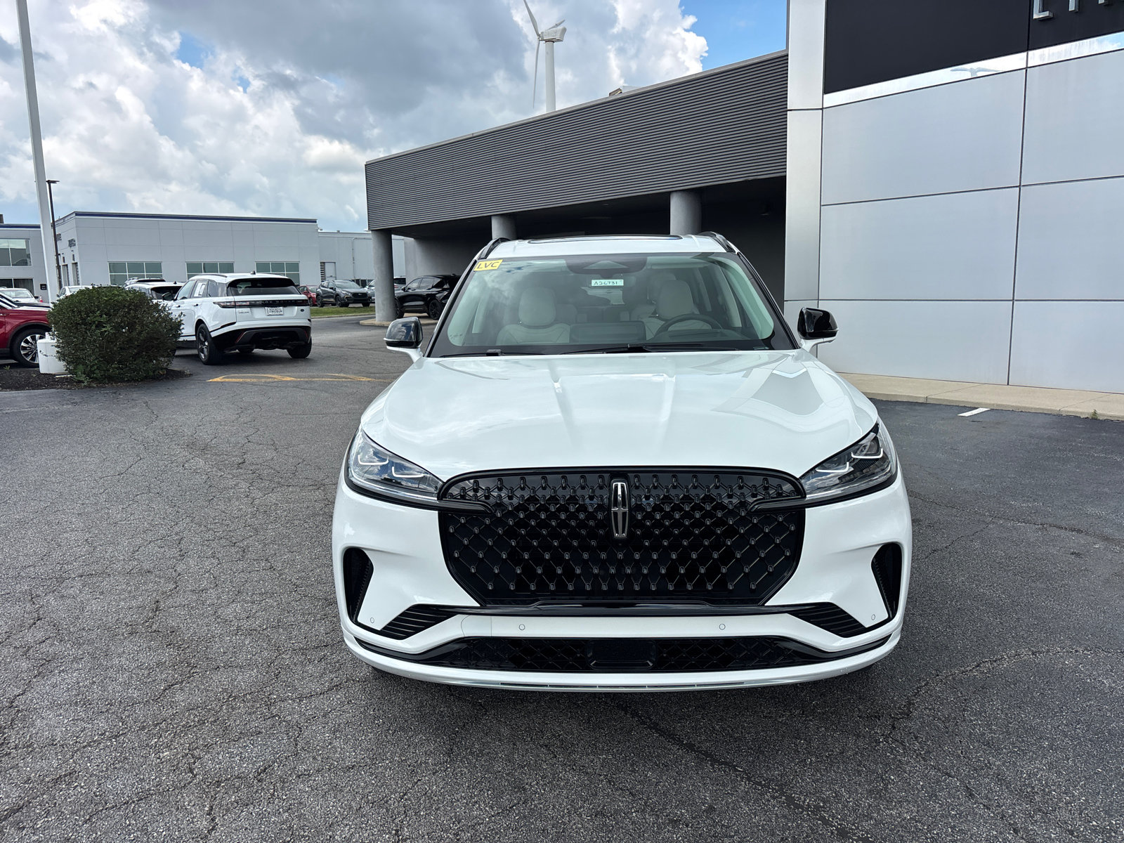New 2026 Lincoln Aviator Reserve AWD/4WD image 2