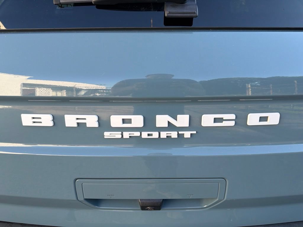 Used 2023 Ford Bronco Sport Outer Banks w/ Tech Package AWD/4WD image 16