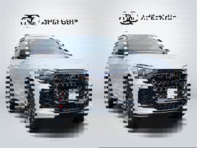 New 2026 Audi RS Q8 performance image 3