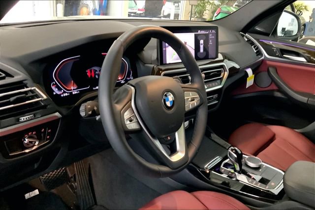 Used 2024 BMW X3 sDrive30i w/ Premium Package image 13