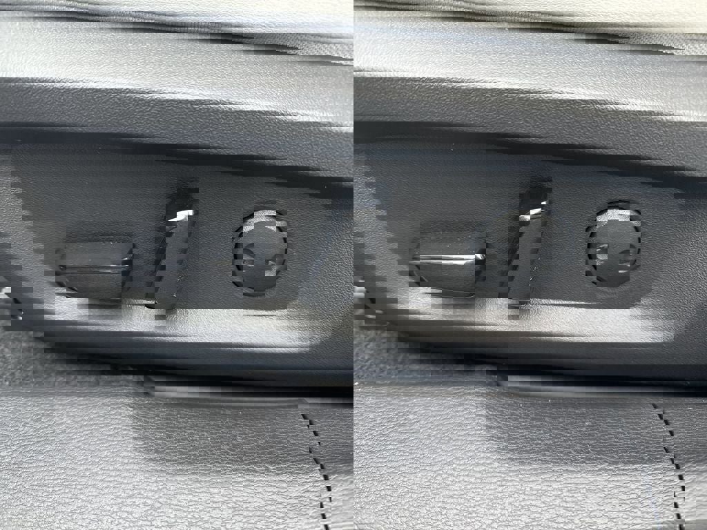 New 2025 Mitsubishi Outlander SE image 10