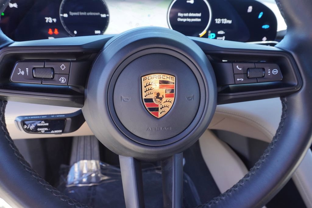 Used 2020 Porsche Taycan 4S image 18