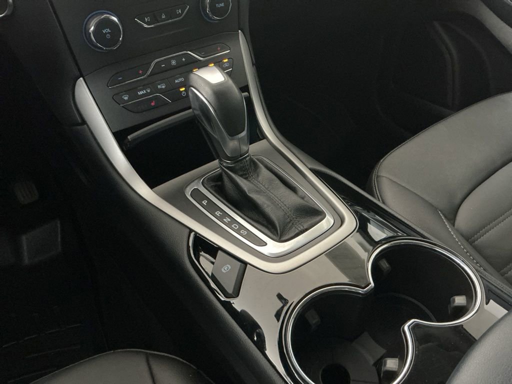 Used 2018 Ford Edge SEL w/ Equipment Group 201A image 14