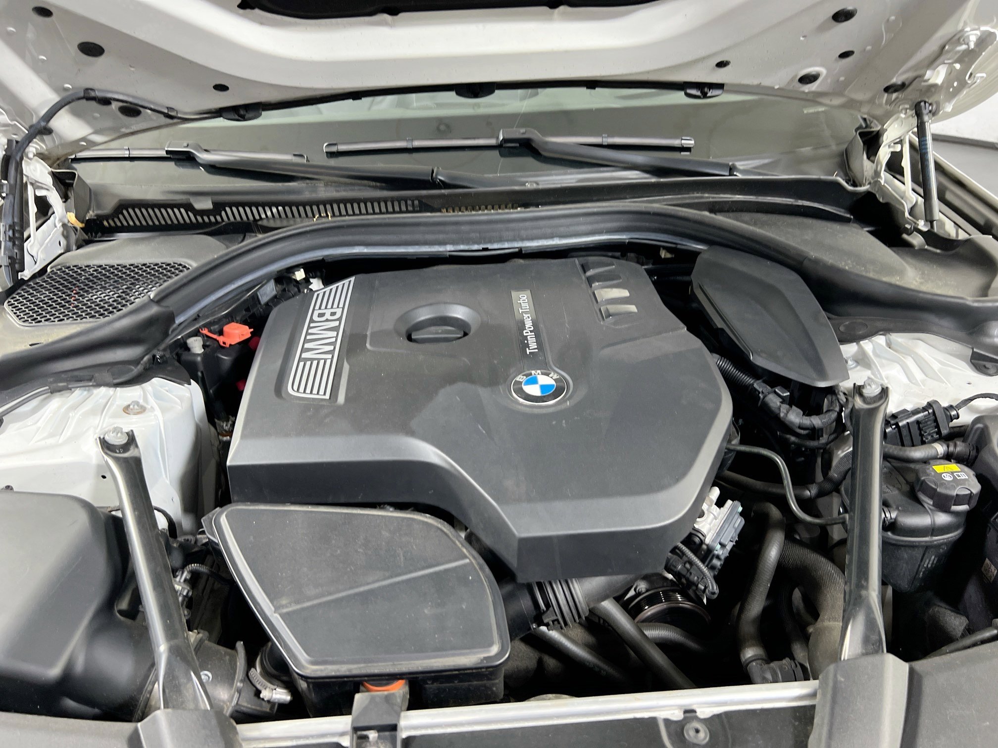 Used 2018 BMW 530i xDrive AWD/4WD image 30