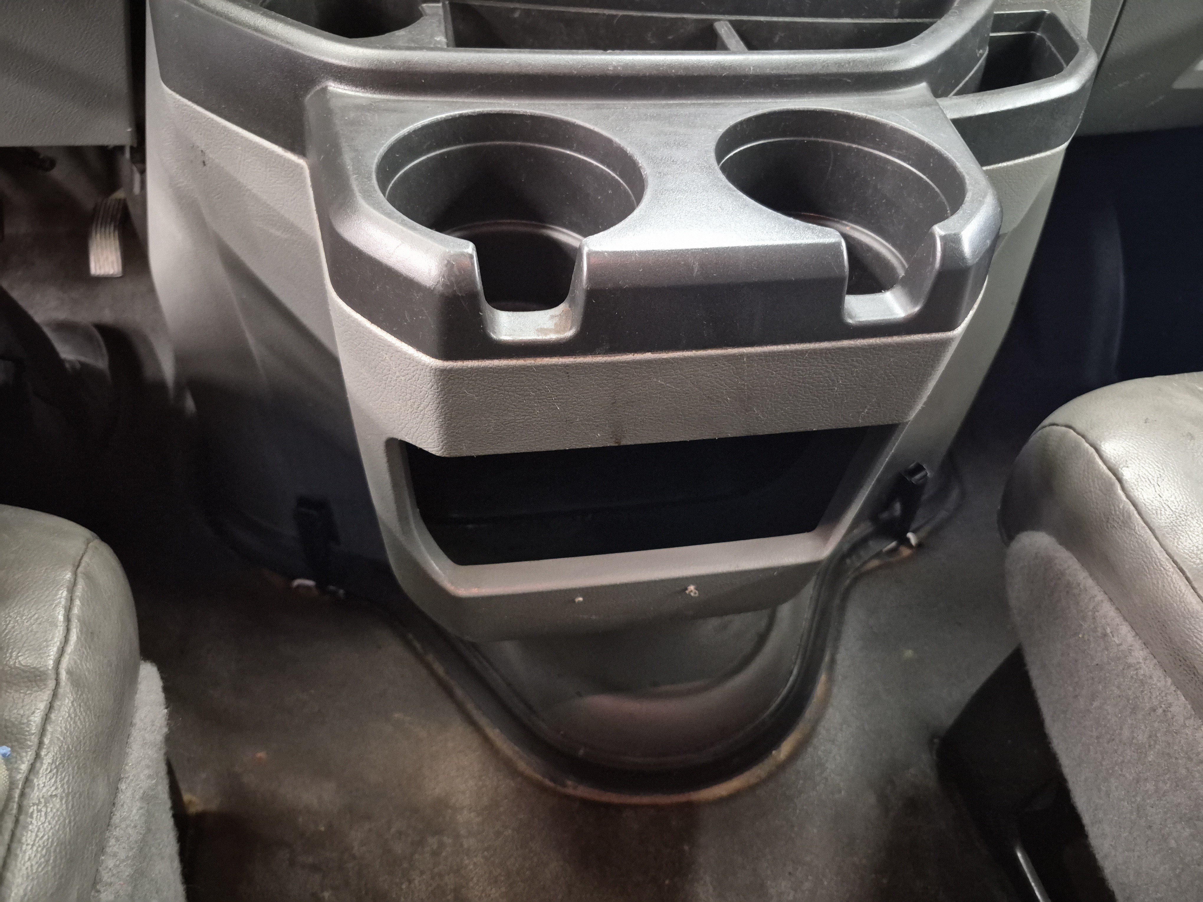 Used 2014 Ford E-250 and Econoline 250 RWD image 26