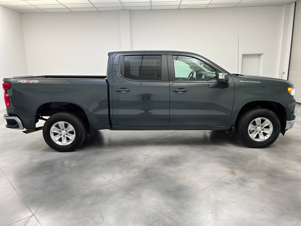 Used 2025 Chevrolet Silverado 1500 LT AWD/4WD image 10