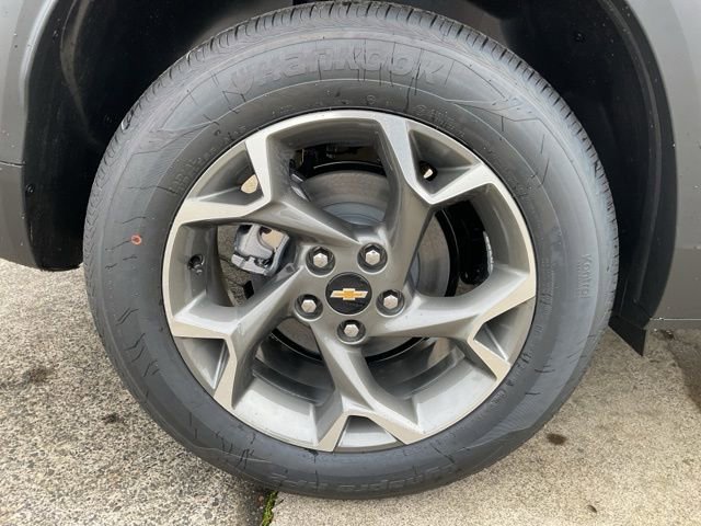 New 2026 Chevrolet Trax LT w/ Driver Confidence Package image 13