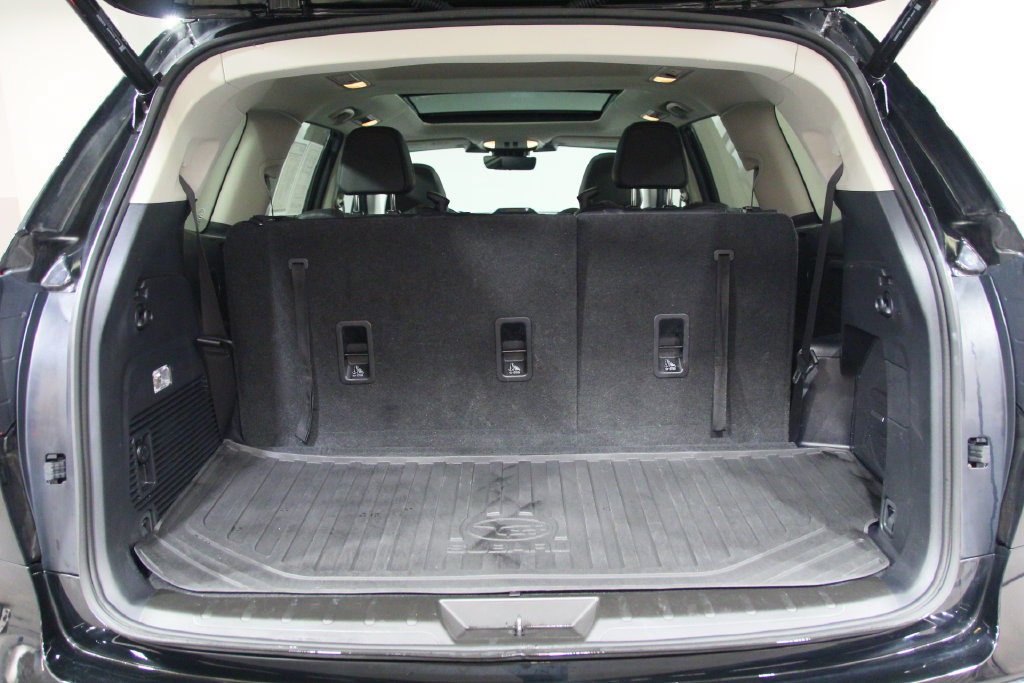 Used 2024 Subaru Ascent Limited w/ Technology Package AWD/4WD image 24
